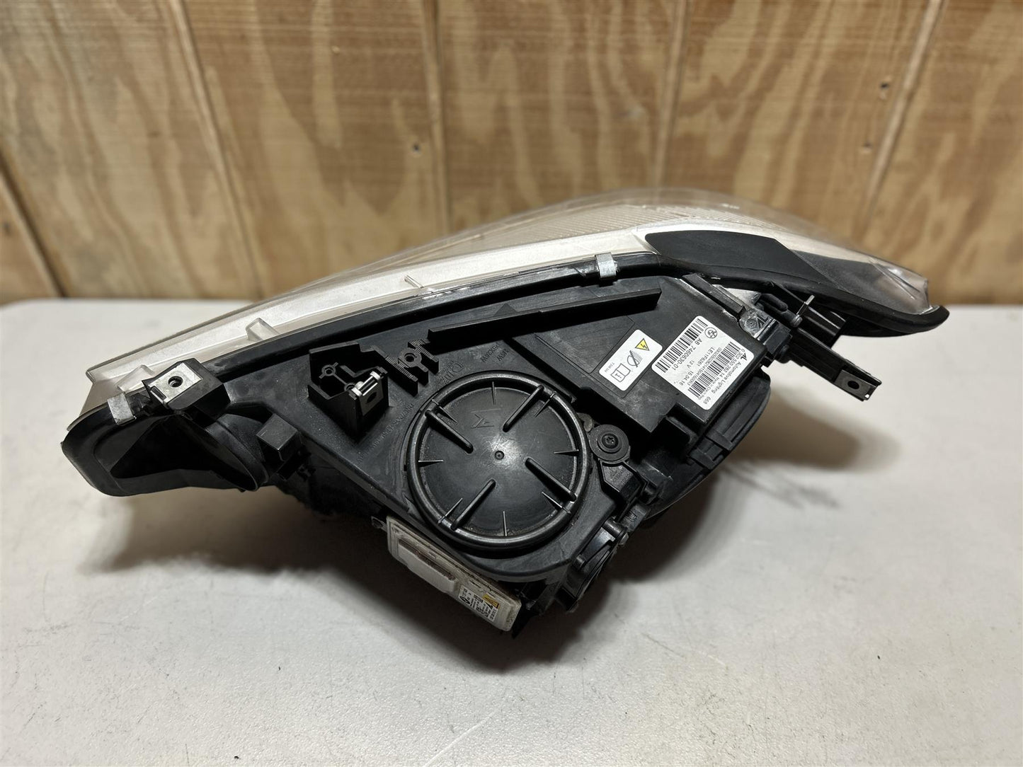 2016 BMW M4 Passenger Headlight Assembly OEM 2015-2020