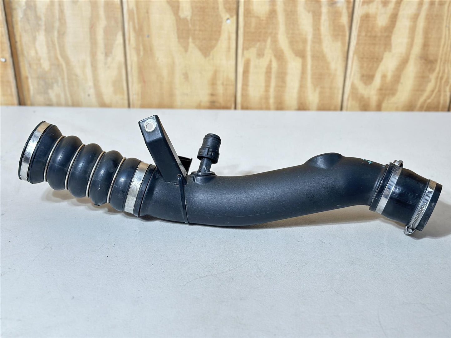 2022 Ferrari 488 Evo Challenge Right Turbo Intercooler Pipe Hose Tube 332169 EVO