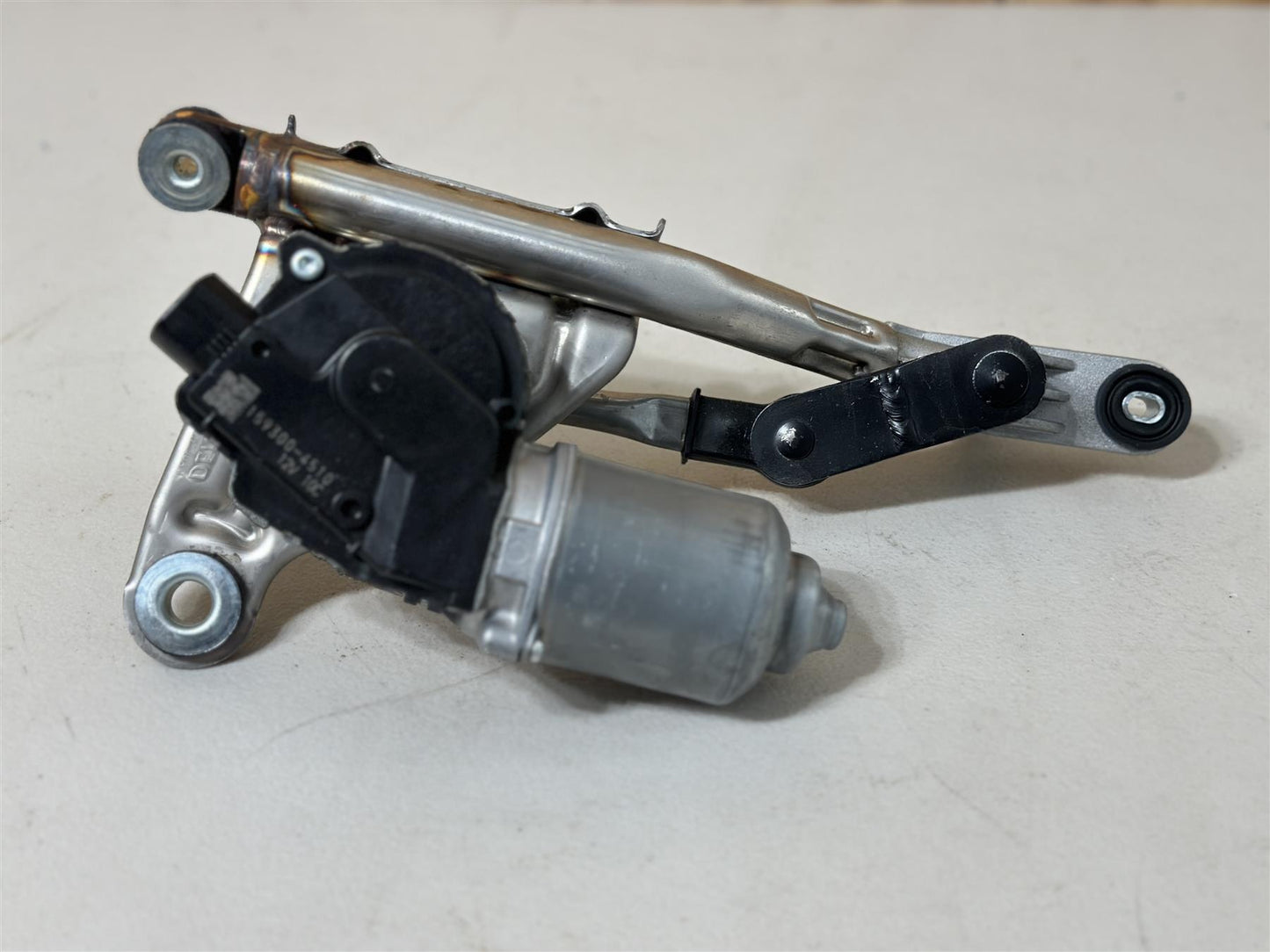 2022 Ferrari 488 Evo Challenge Front Windshield Wiper Motor Assembly 88847300