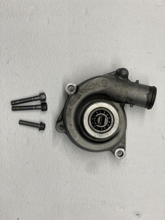 2009 Yamaha YZF-R6 Water Pump OEM Cooling Motor Bolts Engine Assembly YZF R6