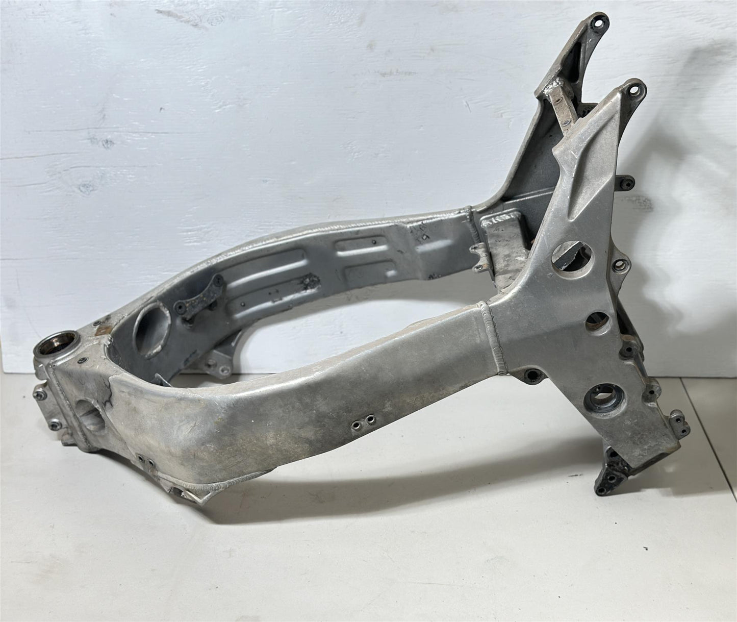 1996 Kawasaki ZX9R Frame Main Chassis Hull OEM Silver ZX 9R