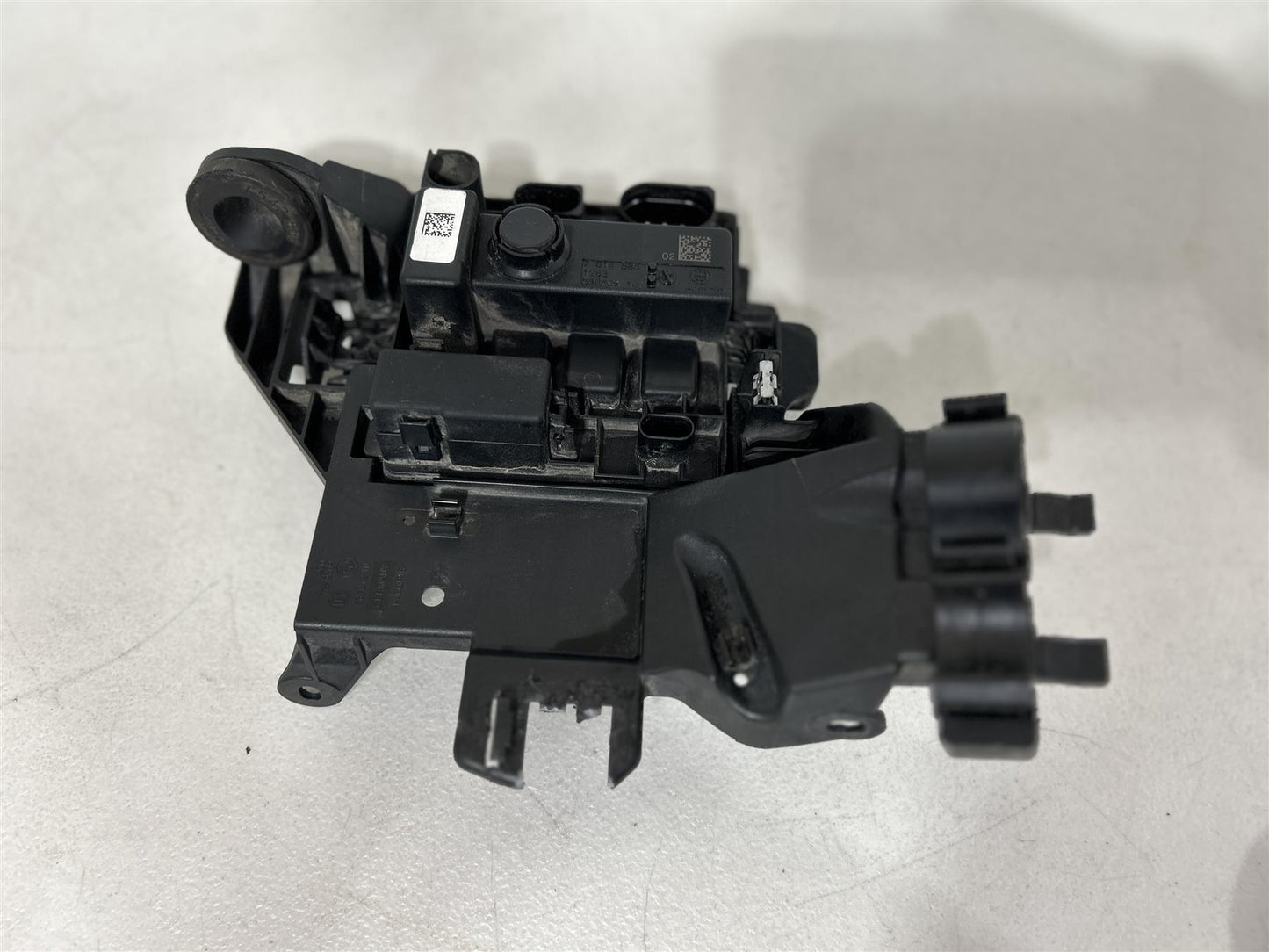 2016 BMW M4 Integrated Supply Module OEM Black 2015-2020