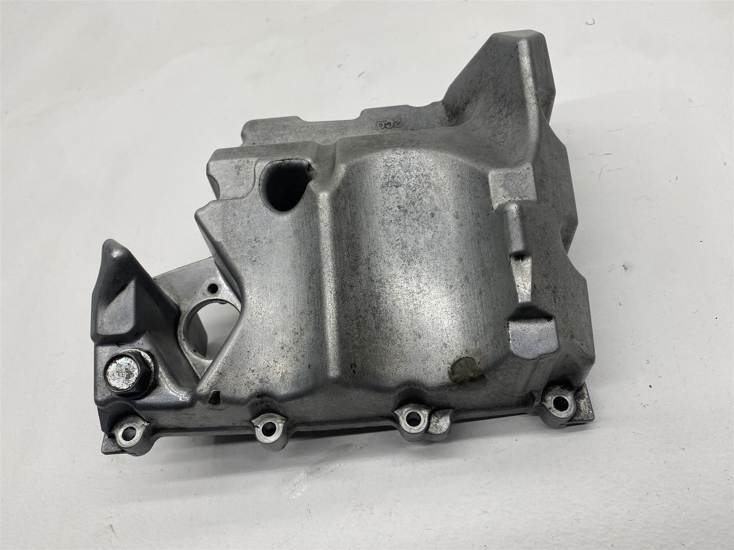 2009 Yamaha YZF-R6 Oil Pump OEM Cover Engine Motor Bottom 2C0-13400-00-00 YZF R6