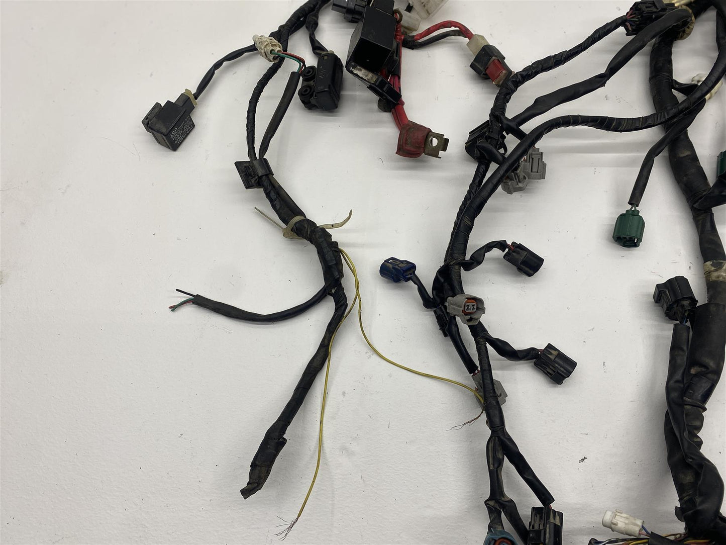 2009 Yamaha YZF-R6 Wiring Harness OEM Main Engine Electrical Loom Stock YZF R6