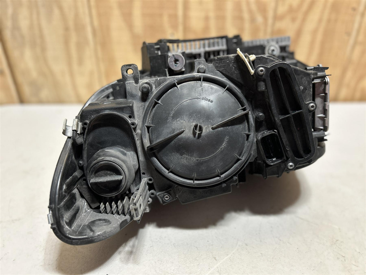 2016 BMW M4 Passenger Headlight Assembly OEM 2015-2020